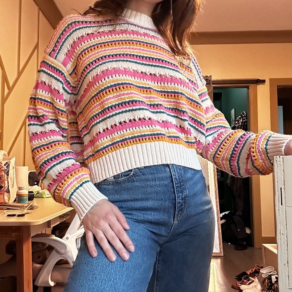 sweater - Picture 5 of 5